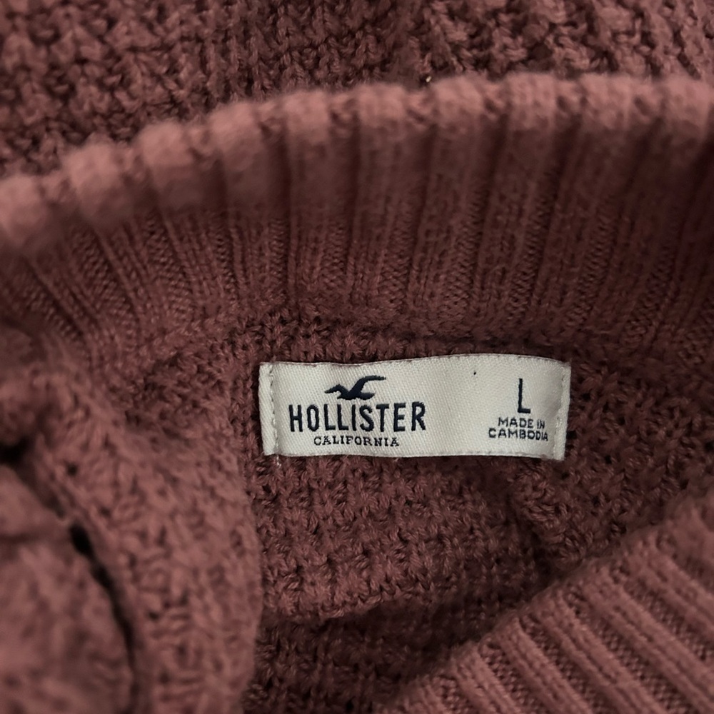 Hollister Cropped Waffle Knit Sweater - Picture 5 of 5